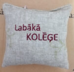 Ароматическая подушка "Labākā KOLĒĢE" — изображение 2