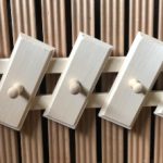 Wooden hanger 5 hooks
