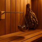 Metāla pirts trauks aromātiem pie pirts krāsns
